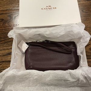 Coach Park Leather Wristlet, in Plum, NWT